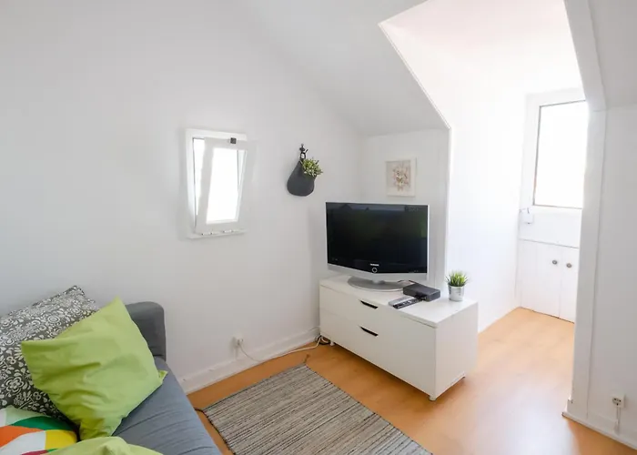 Lisbon Avenida Roof Apartment
