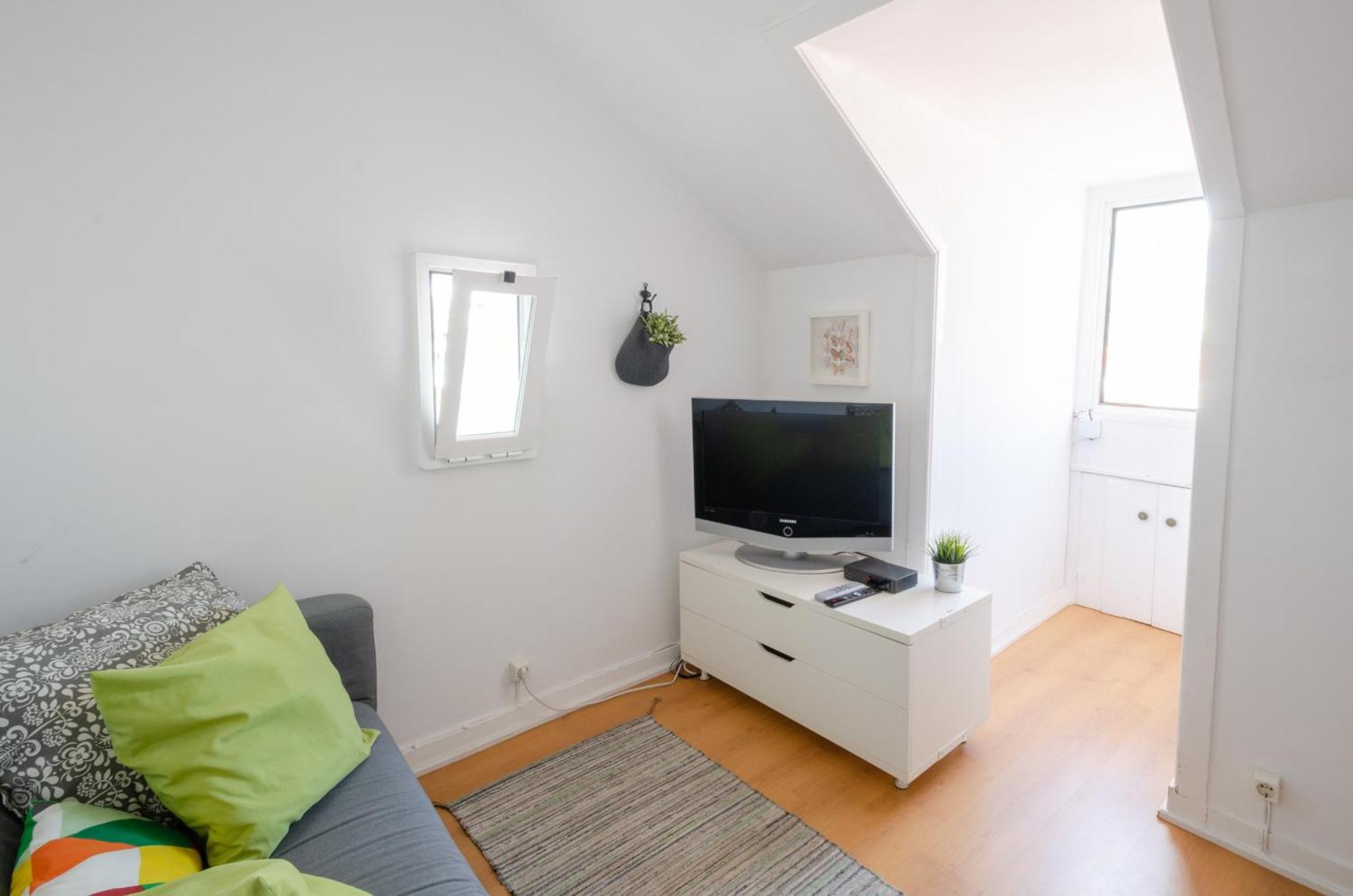 Avenida Roof Apartment *